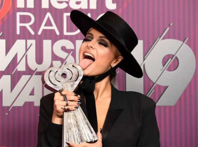 Check Out The Full List Of IHeartRadio Music Awards Winn